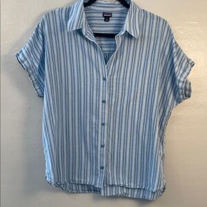 Patagonia Light Blue and White Striped Shirt womens size Large